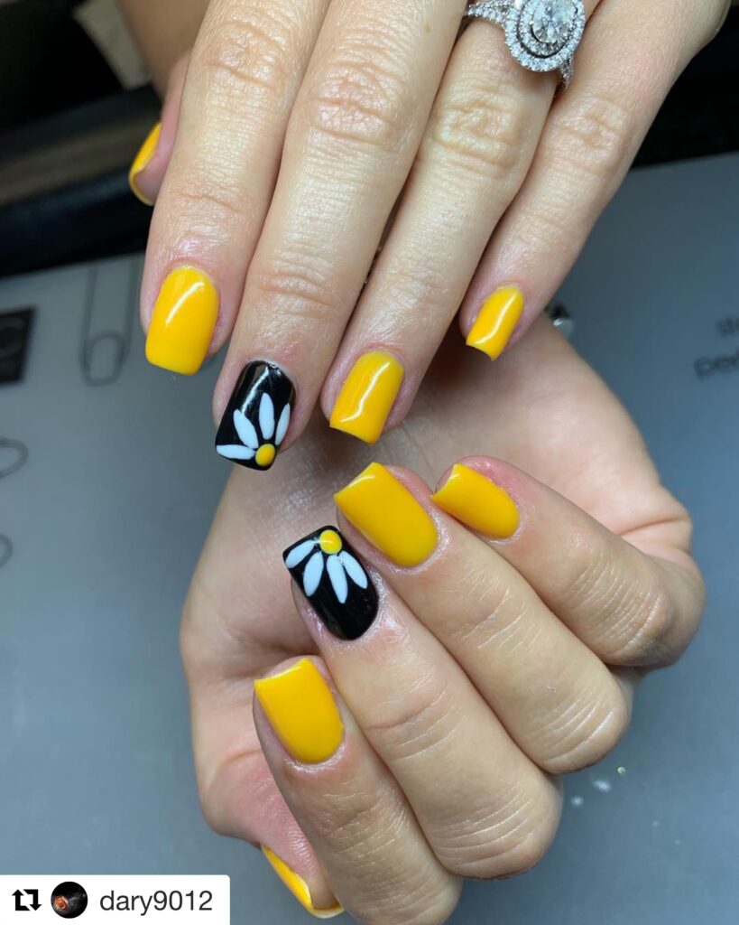 Black and Yellow Nail Designs