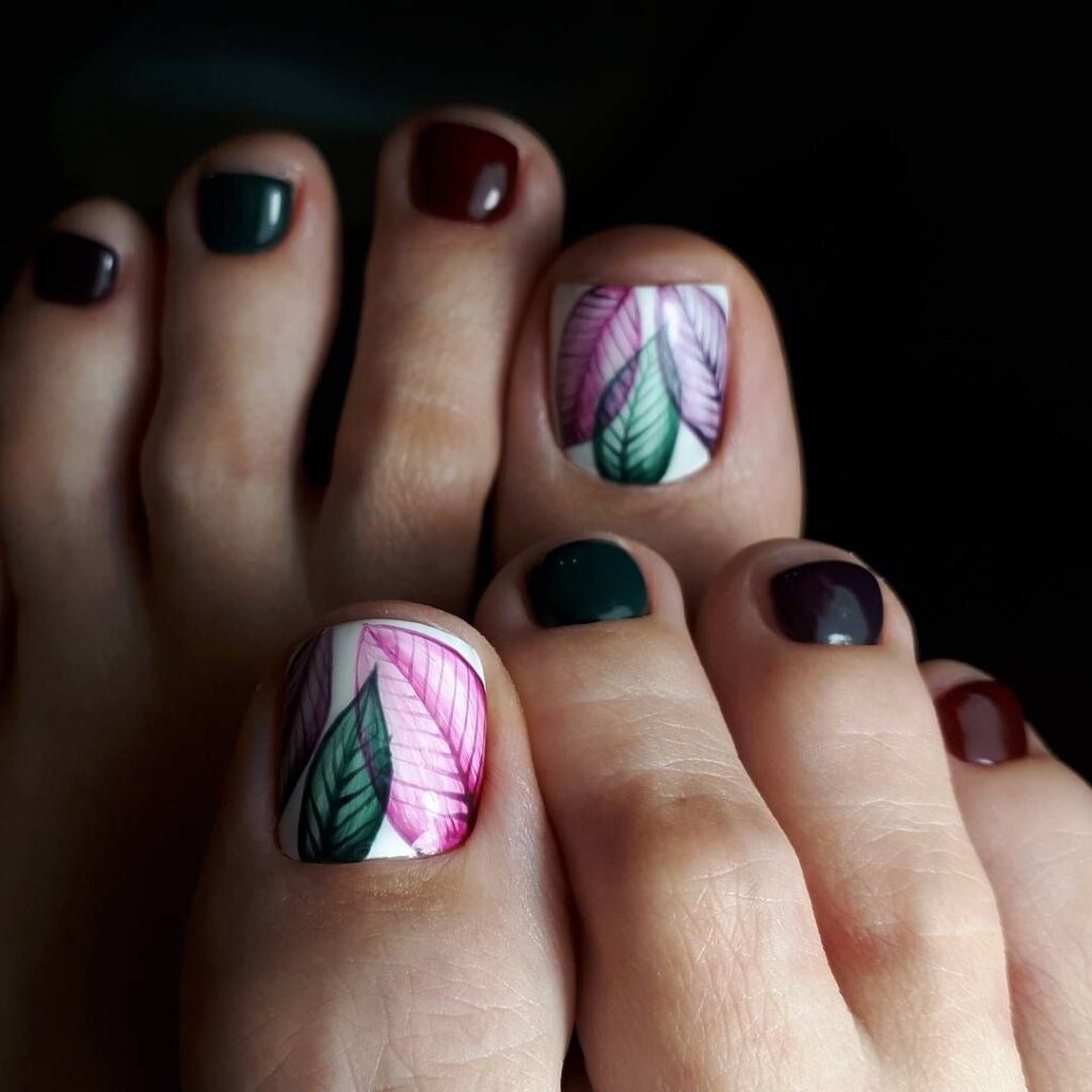 Leaf Toe Nail Design