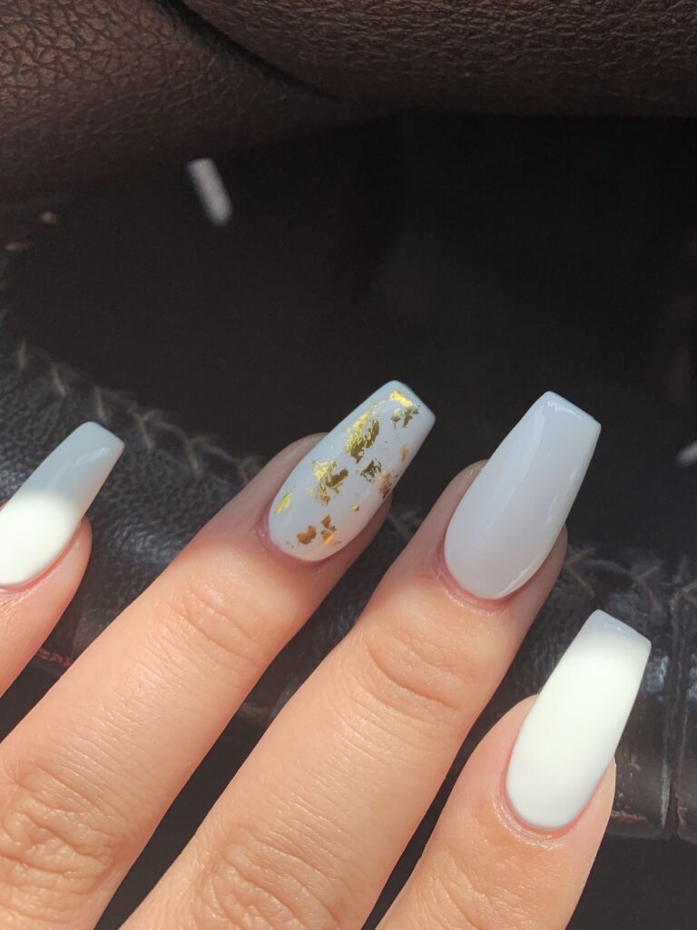 White and Gold Flakes Nails