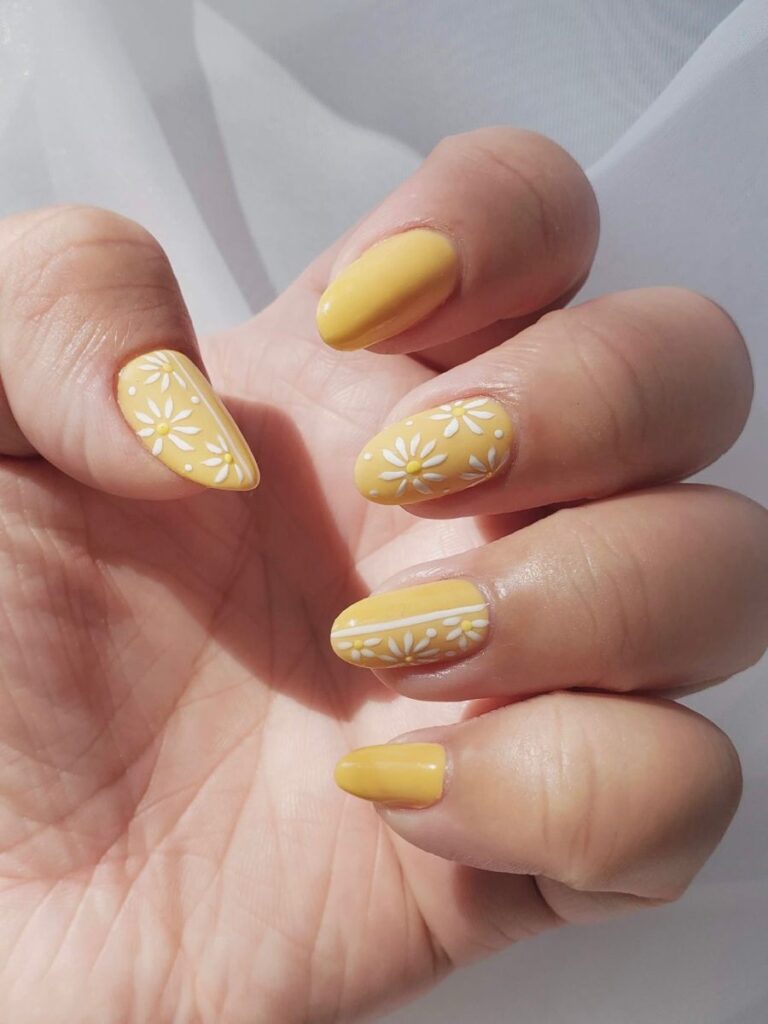 Yellow and White Flower Nail Design