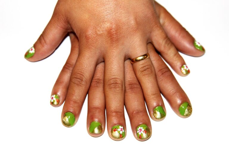 +187 St. Paddy’s Nail Art That Will Make You Feel Lucky