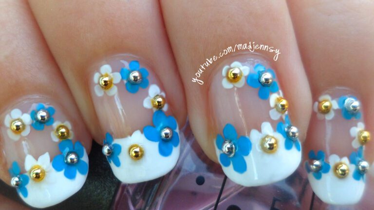 +132 Flower Nail Designs That Will Make Your Nails Bloom