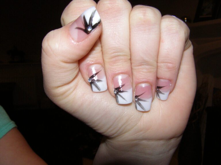 +187 Bow Nail Art Designs That Will Make Your Nails Pop